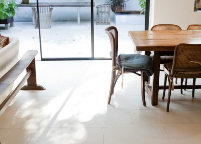 7. Kitchen With Table