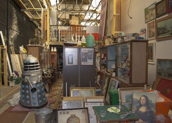 16. Warehouse (Scruffy)