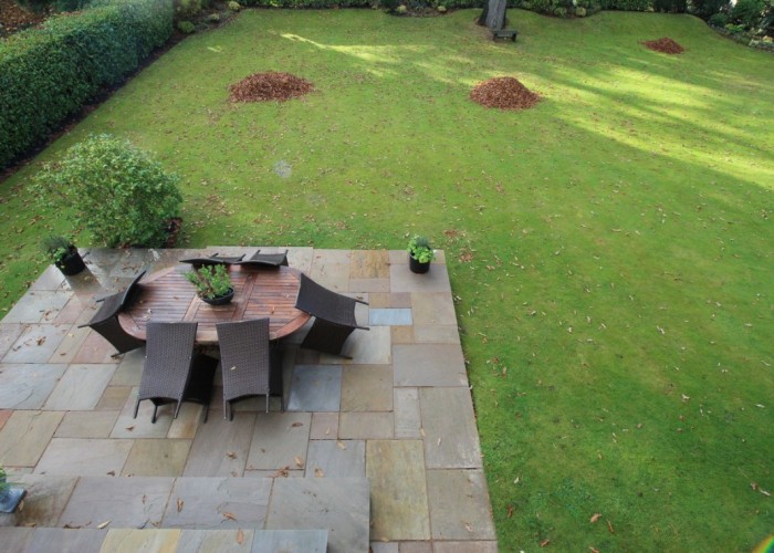 48. Patio / Veranda