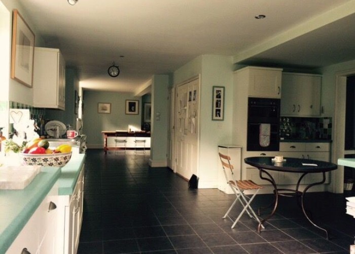 7. Kitchen With Table