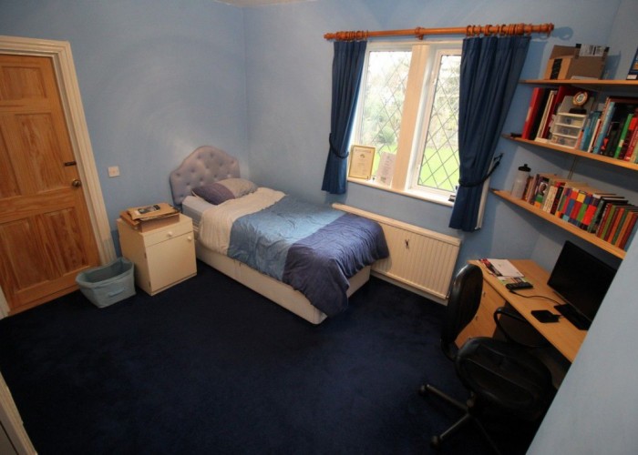 17. Bedroom (Childrens)