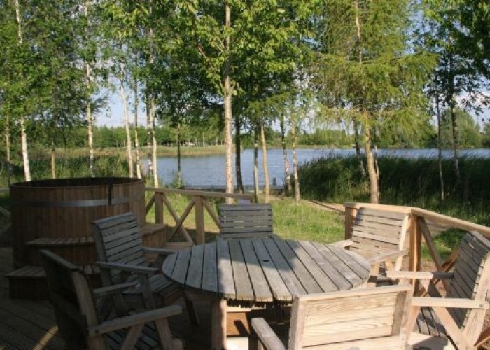 11. Sauna / Steam Room / Hot Tub