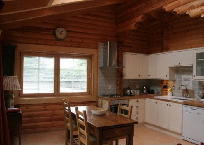 4. Kitchen With Table