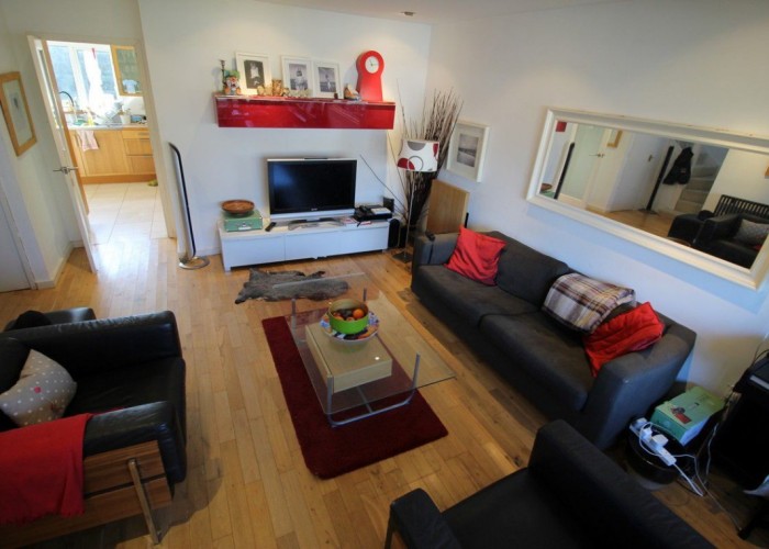 2. Livingroom