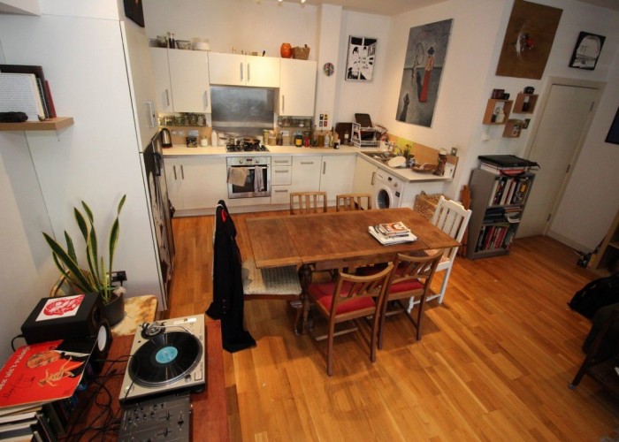 7. Kitchen With Table