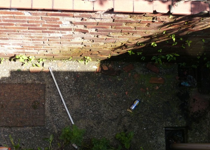 81. Brick Wall
