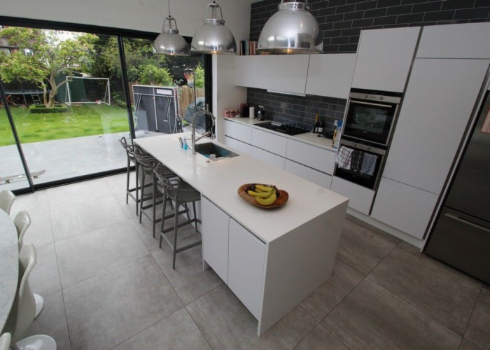 8. Kitchen (With Island)