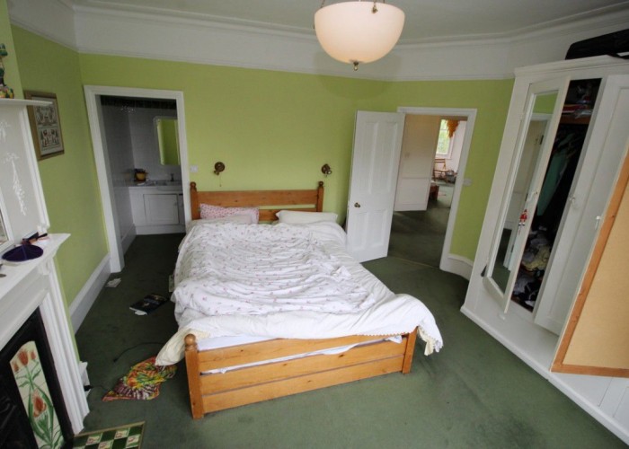 21. Bedroom (Double)