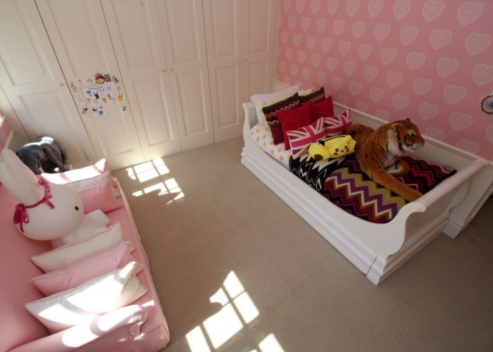 19. Bedroom (Childrens)
