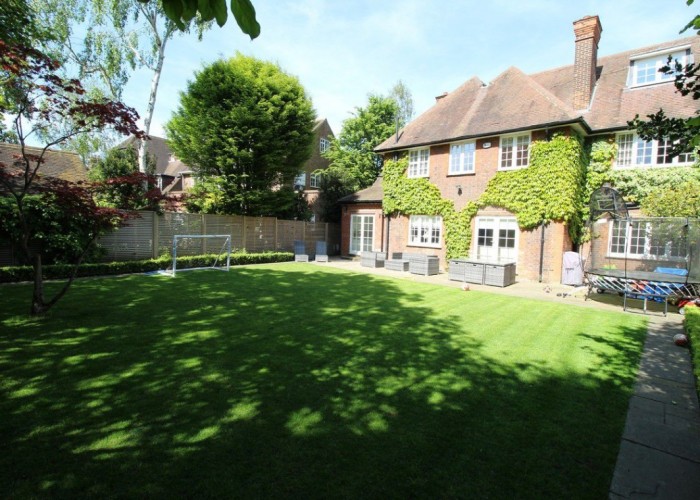 34. Gardens