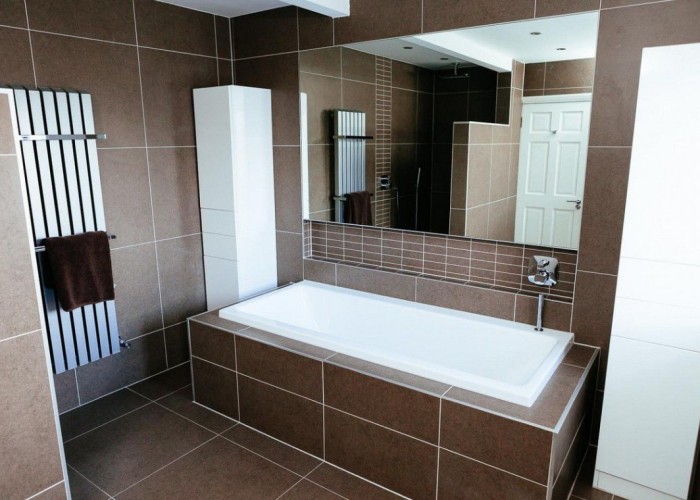 13. Bathroom, Bathroom (Large)