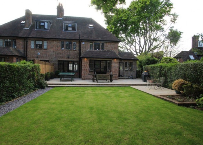 48. Gardens