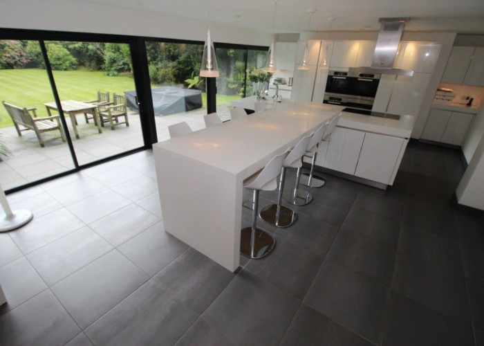 8. Kitchen (With Island)