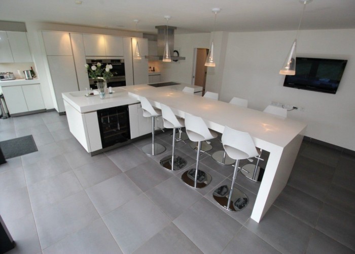6. Kitchen (With Island)