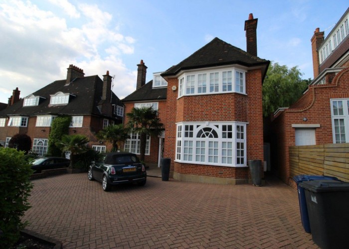 1. House / Cottage Exterior