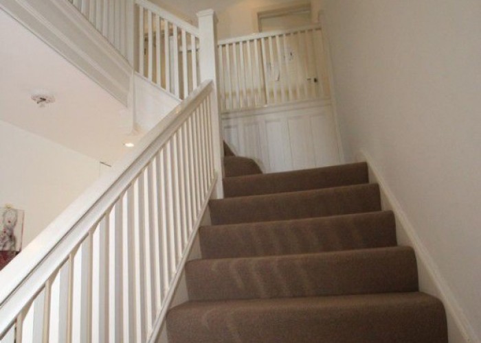 18. Stairway / Staircase