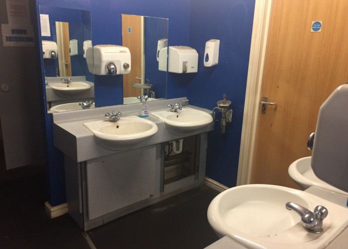 6. Toilet / Toilet Block