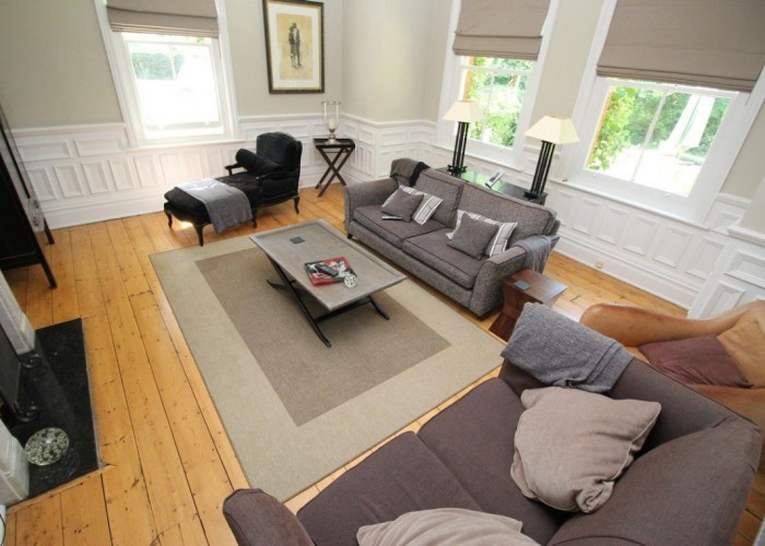 2. Livingroom