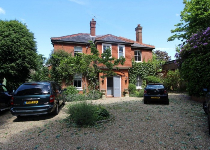 1. House / Cottage Exterior