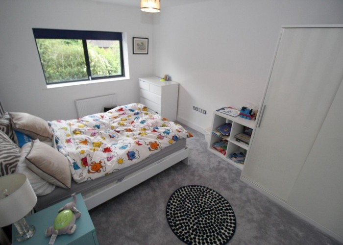 25. Bedroom (Childrens)