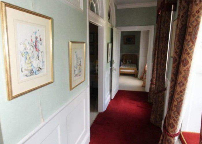 47. Corridor