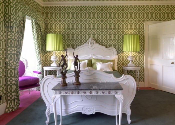 1. Bedroom (Master/En-Suite)