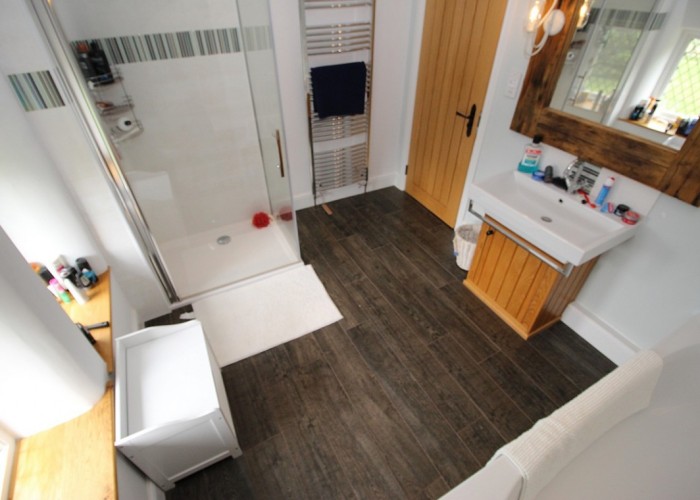 41. Shower Room
