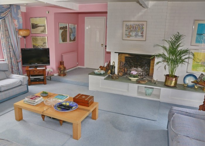 15. Livingroom