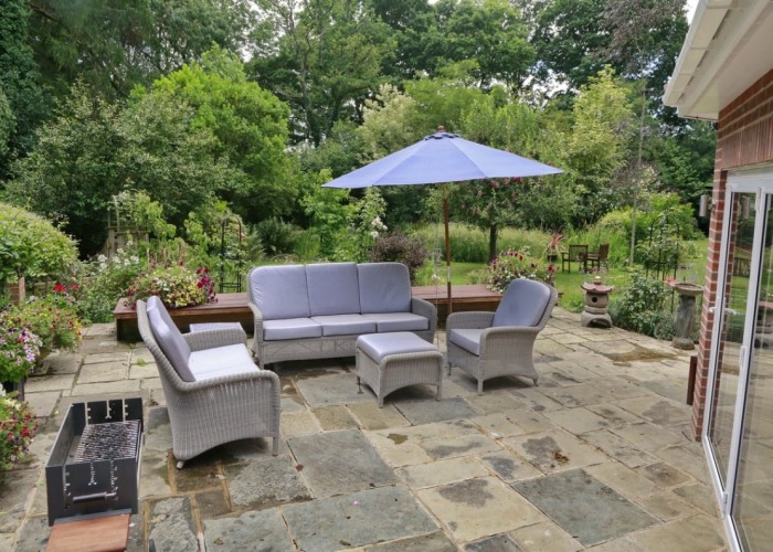 28. Patio / Veranda