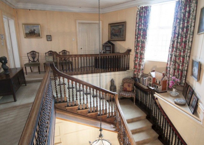 15. Stairway / Staircase