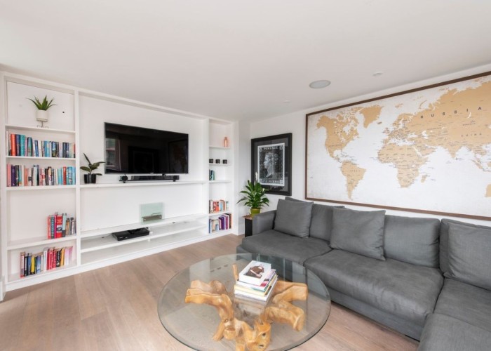 8. Drawing Room