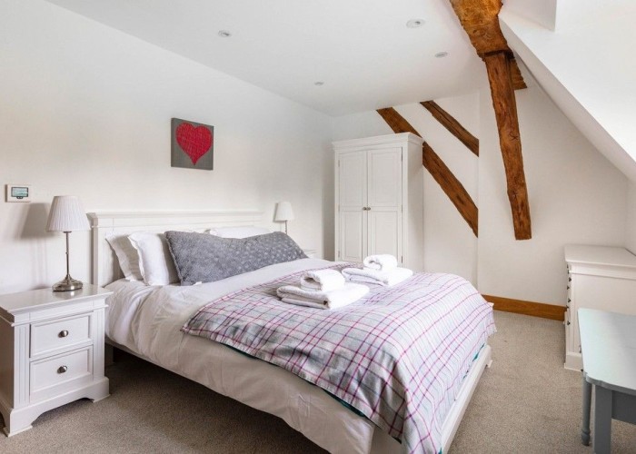 24. Bedroom (Double)