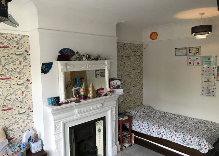 16. Bedroom (Childrens)