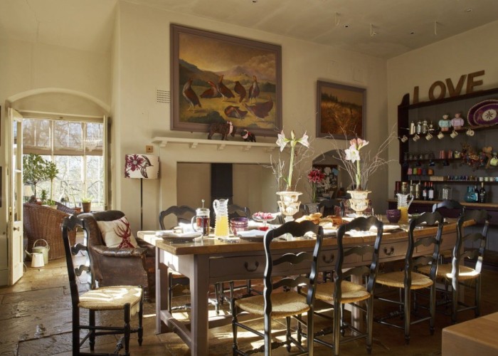 10. Diningroom, Kitchen (Rustic)
