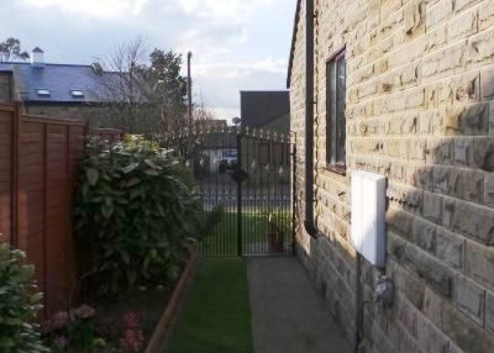 35. Exterior