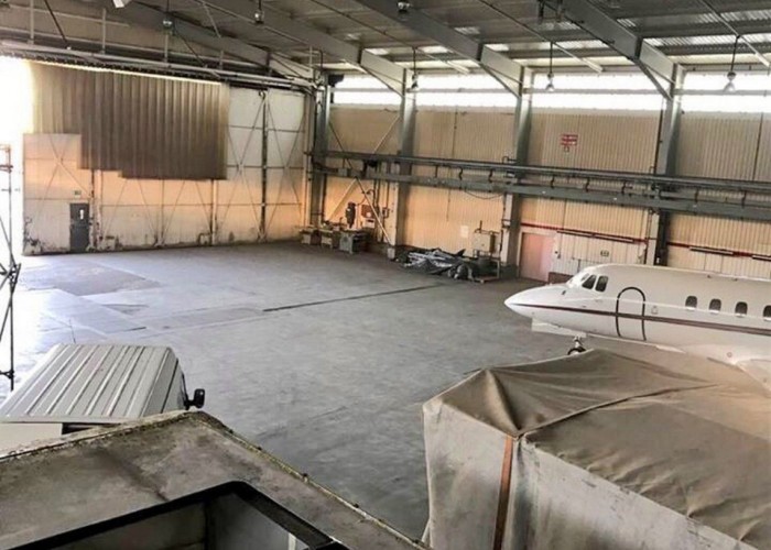 1. Warehouse (Light)