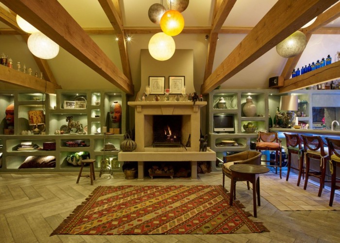 6. Kitchen (Rustic)