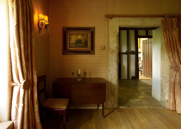 10. Diningroom