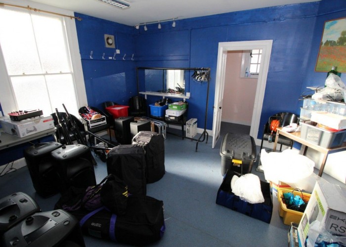 40. Dressing Room/Walk-in Wardrobe