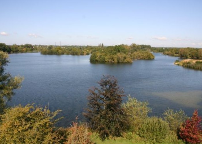 11. Lake / Pond