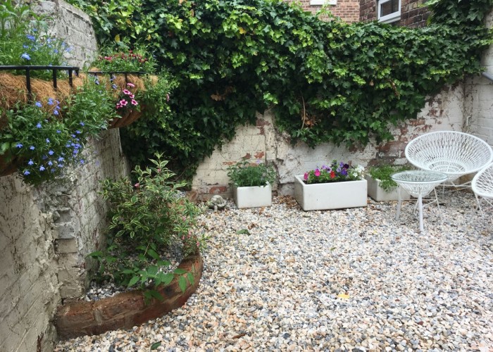 34. Gardens