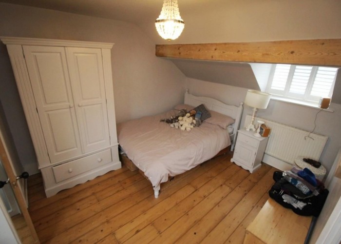 24. Bedroom (Master/En-Suite)