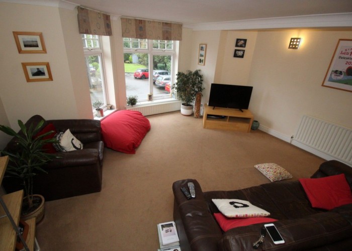 2. Livingroom