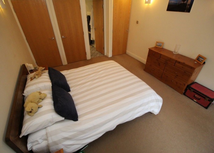 12. Bedroom (Double)