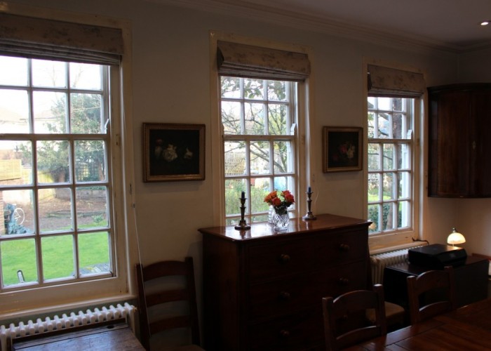 12. Diningroom