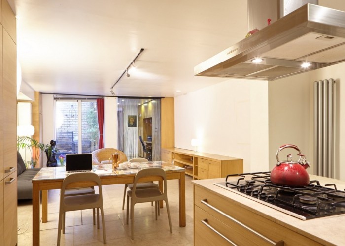 2. Kitchen (With Island)