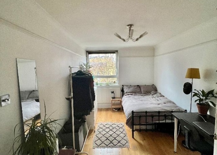 13. Bedroom (Double)