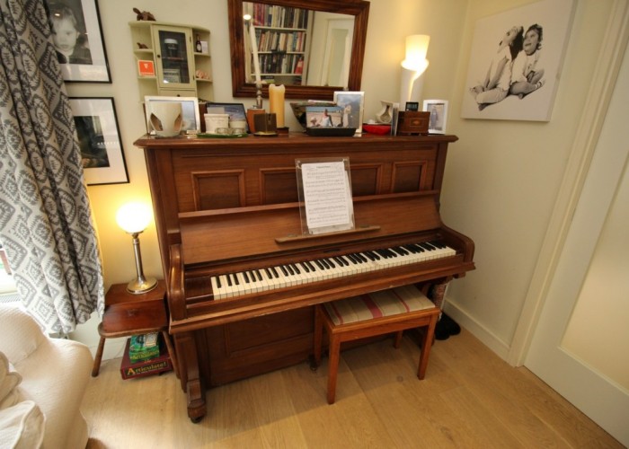 2. Piano
