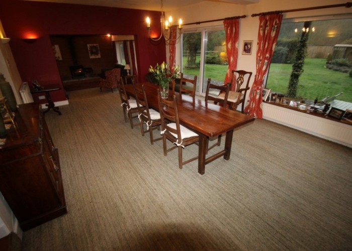 6. Diningroom
