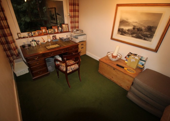 8. Home Office / Study